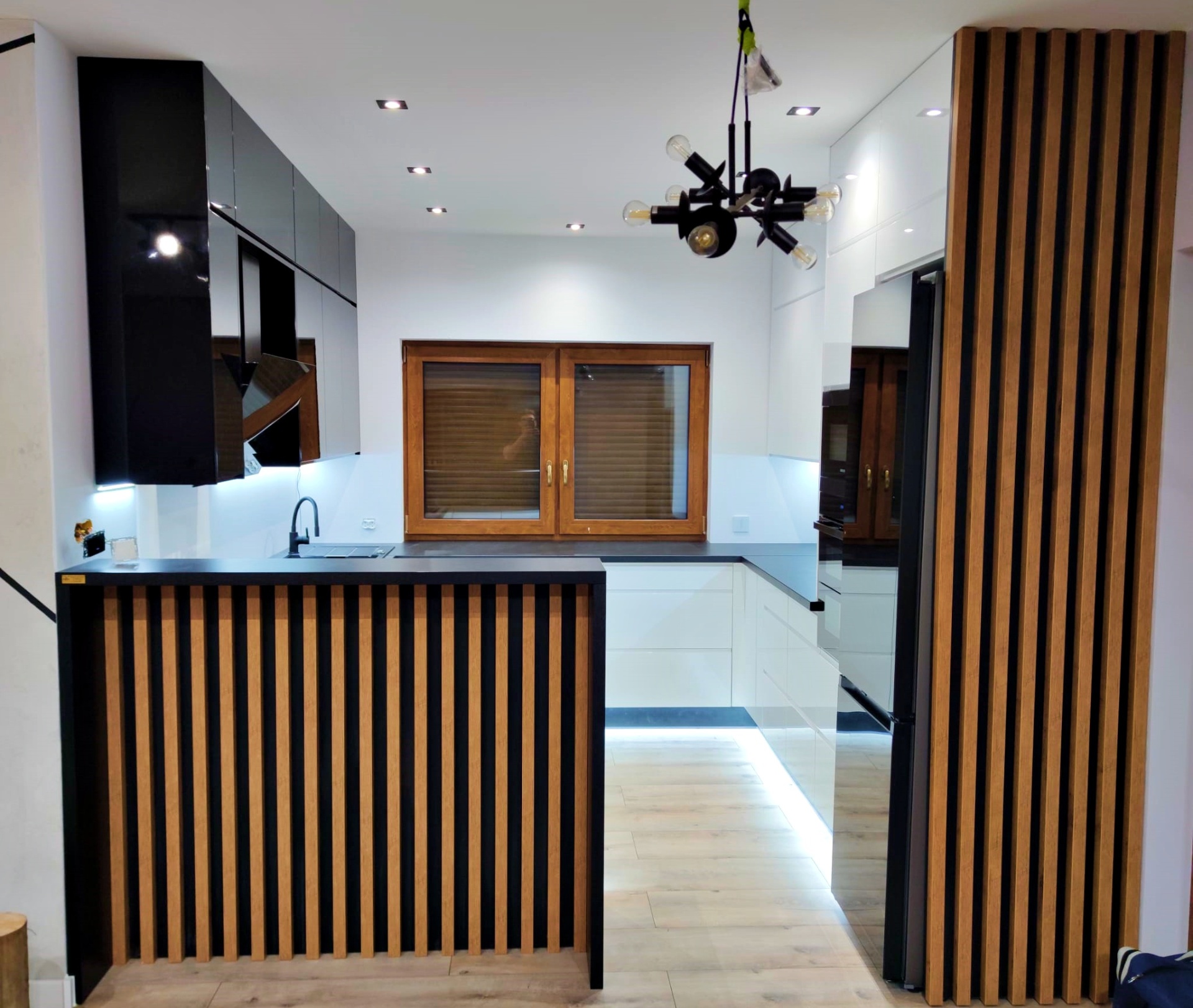 Wohnzimmer-Einbauschrank